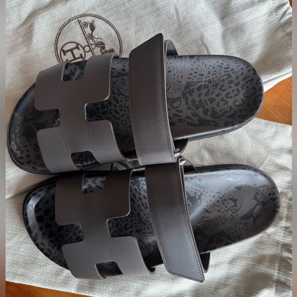 NWOT  Hermes Ecorce Chypre Leopard Print Footbed Sandal with dust bags sz 37.5 - Picture 2 of 7